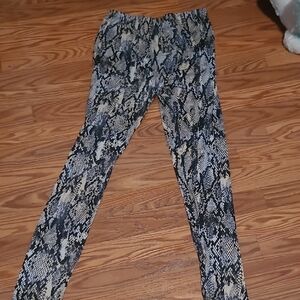 Snakeskin Print Leggings